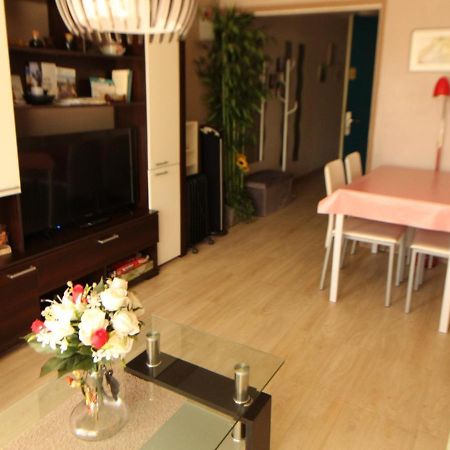 Appartement De 52 M² Avec Terrasse, Proche Plage, Centre-Ville Et Gare - Parking, Pour 3 Pers. - Fr-1-494-31 로양 외부 사진