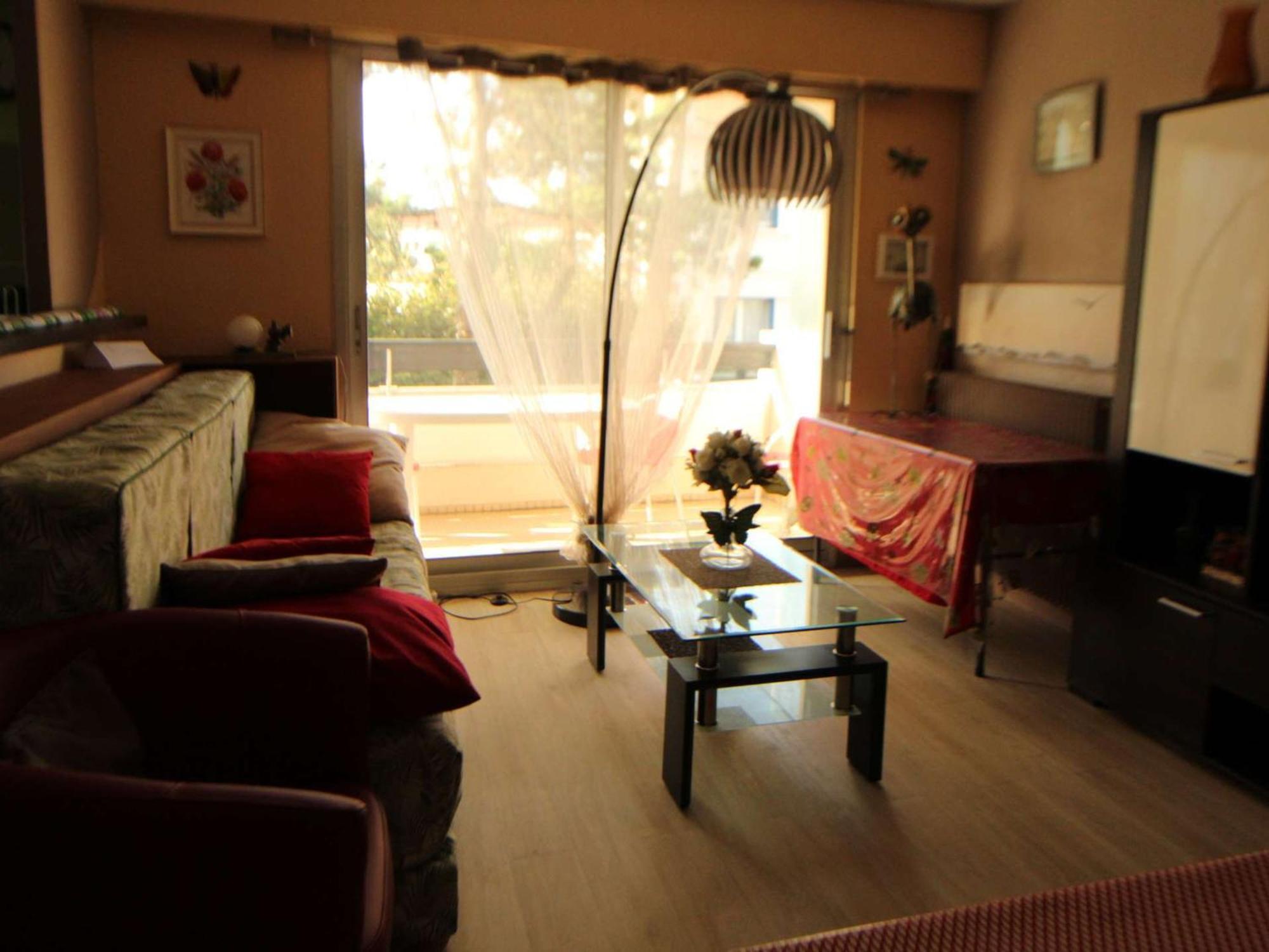 Appartement De 52 M² Avec Terrasse, Proche Plage, Centre-Ville Et Gare - Parking, Pour 3 Pers. - Fr-1-494-31 로양 외부 사진